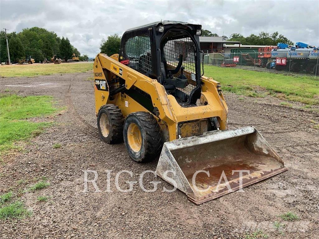 CAT 236D Мини-погрузчики