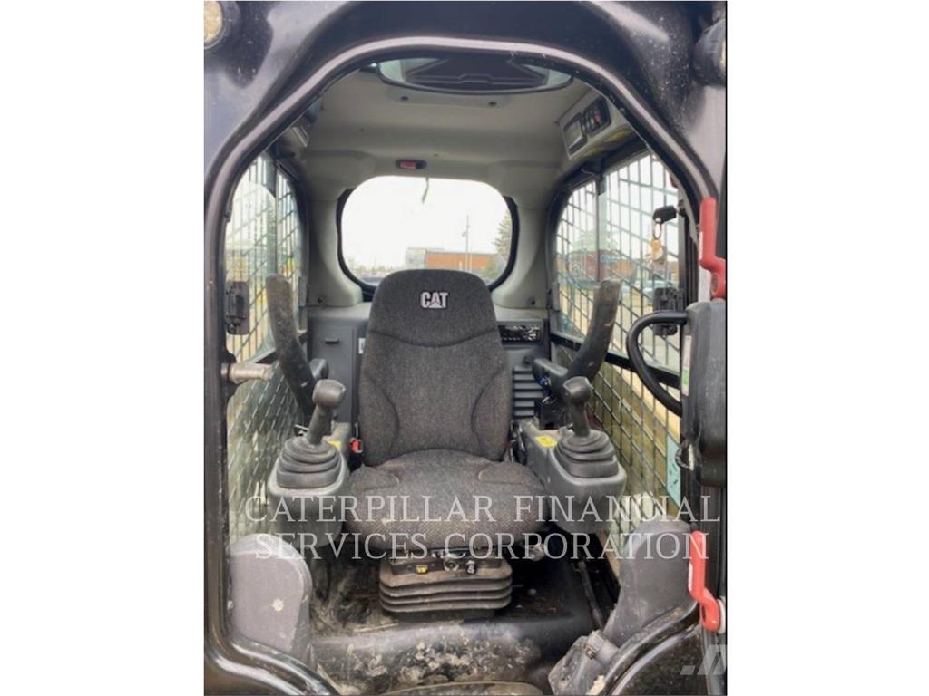 CAT 236D Мини-погрузчики