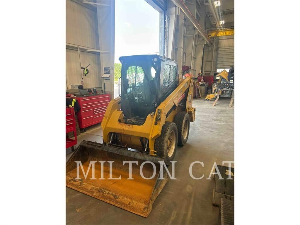 CAT 236D 3 Мини-погрузчики