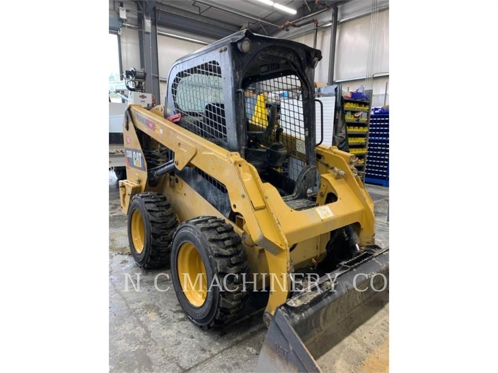 CAT 236D H2CN Мини-погрузчики