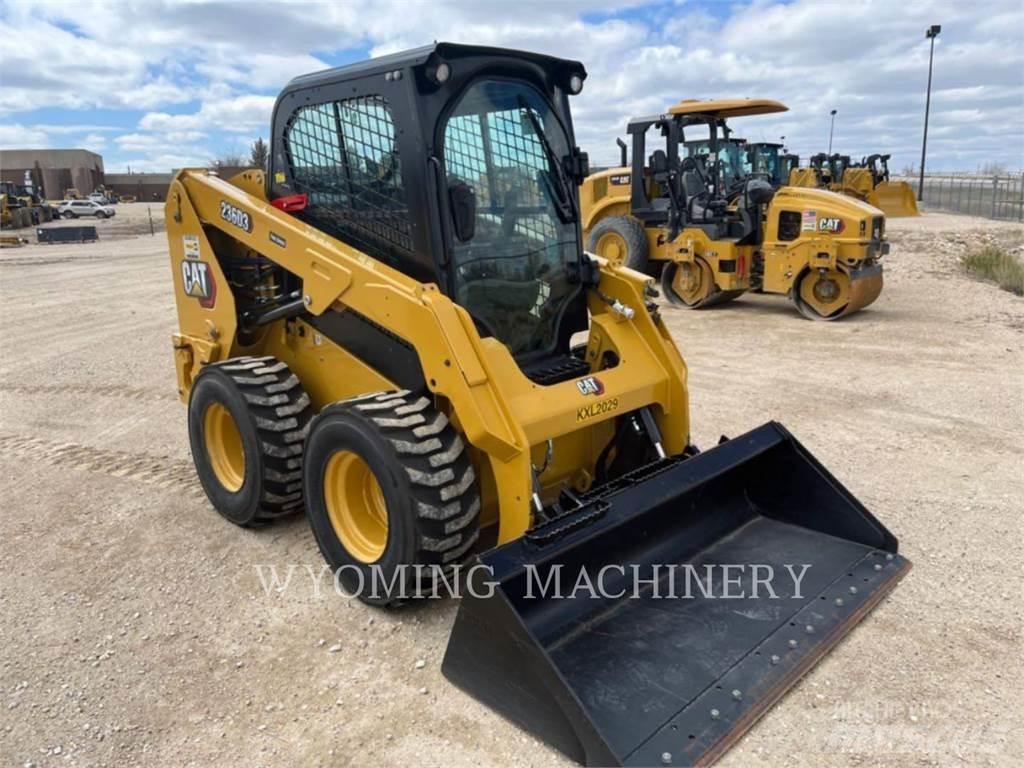 CAT 236D3 Мини-погрузчики