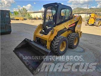 CAT 236D3 Мини-погрузчики