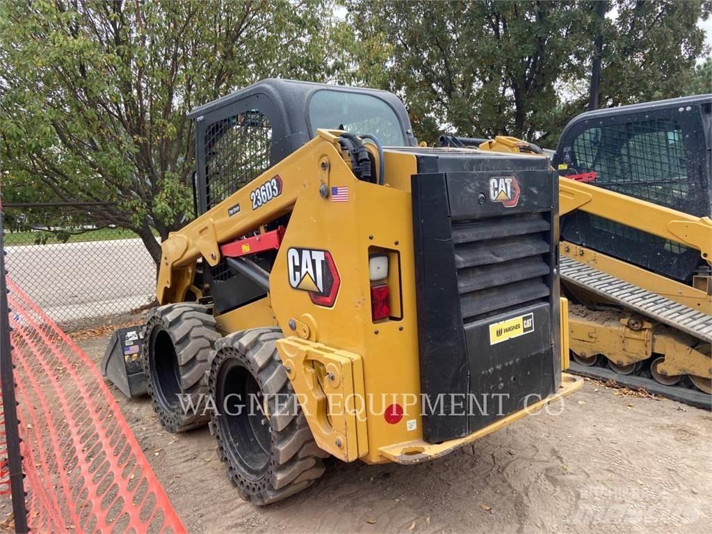 CAT 236D3 Мини-погрузчики