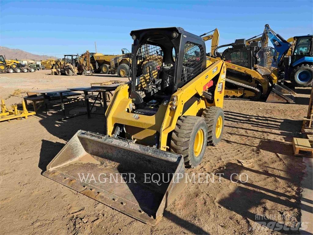 CAT 236D3 Мини-погрузчики
