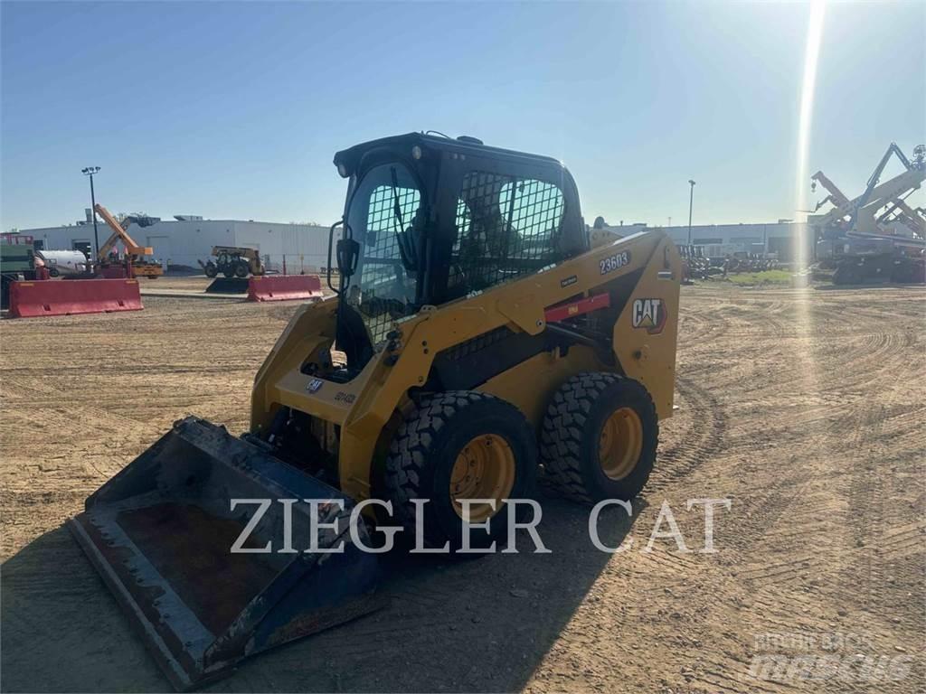 CAT 236D3 Мини-погрузчики