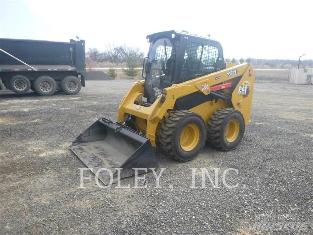 CAT 236D3 Мини-погрузчики