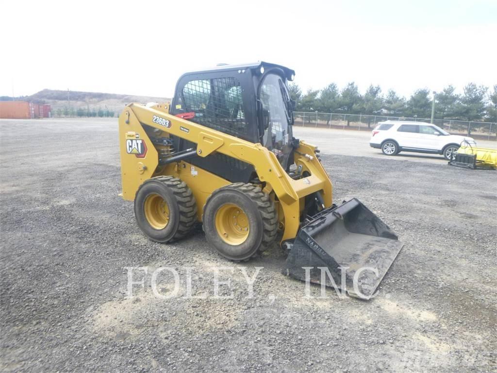 CAT 236D3 Мини-погрузчики