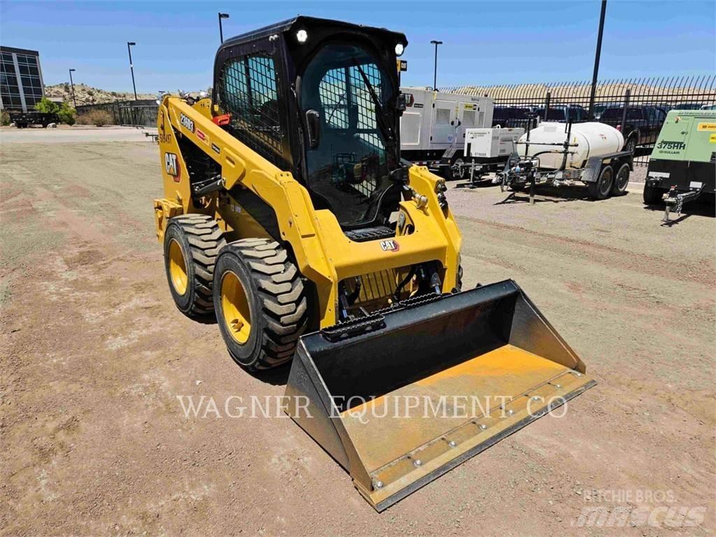 CAT 236D3 Мини-погрузчики