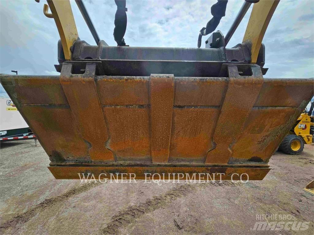 CAT 236D3 Мини-погрузчики