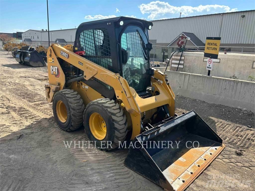 CAT 236D3 C3H2 Мини-погрузчики