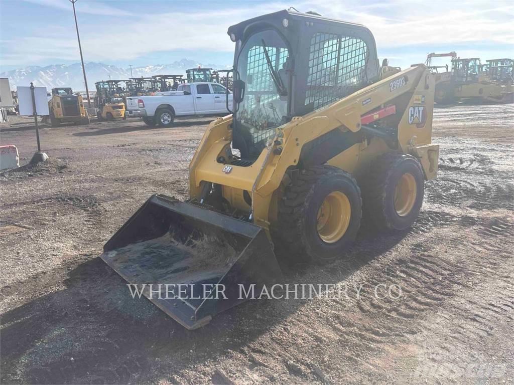 CAT 236D3 C3H2 Мини-погрузчики