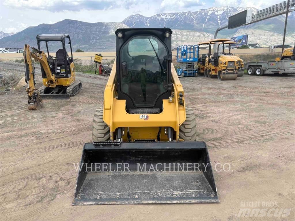 CAT 236D3 C3H2 Мини-погрузчики