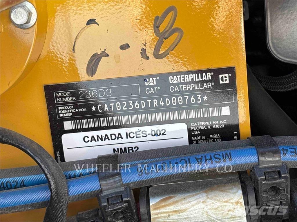 CAT 236D3 C3H2 Мини-погрузчики