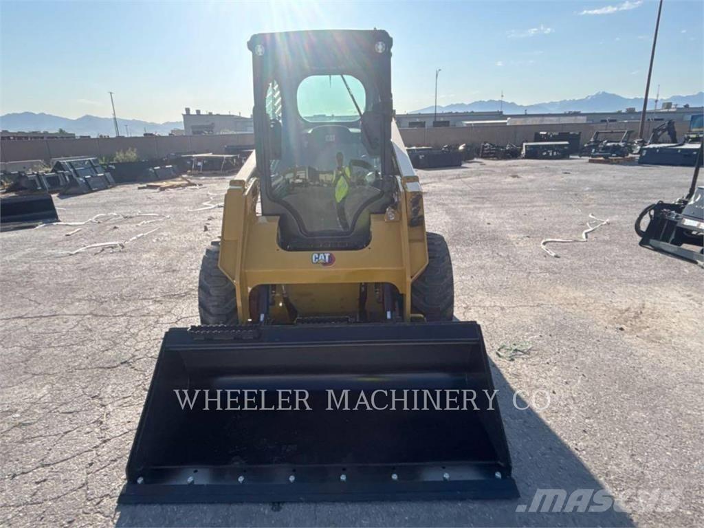 CAT 236D3 C3H2 Мини-погрузчики