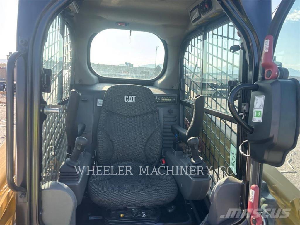 CAT 236D3 C3H2 Мини-погрузчики
