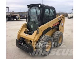 CAT 236D3STD1C Мини-погрузчики