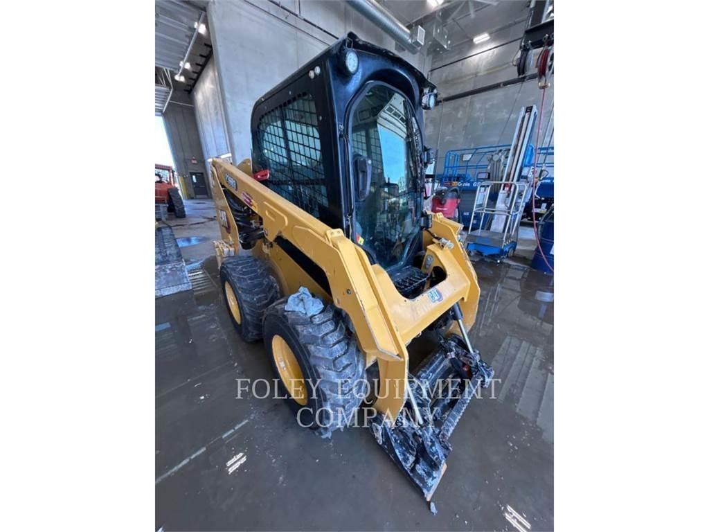CAT 236D3STD2C Мини-погрузчики
