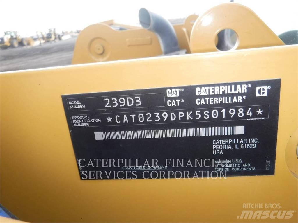 CAT 239D3 Гусеничные фронтальные погрузчики