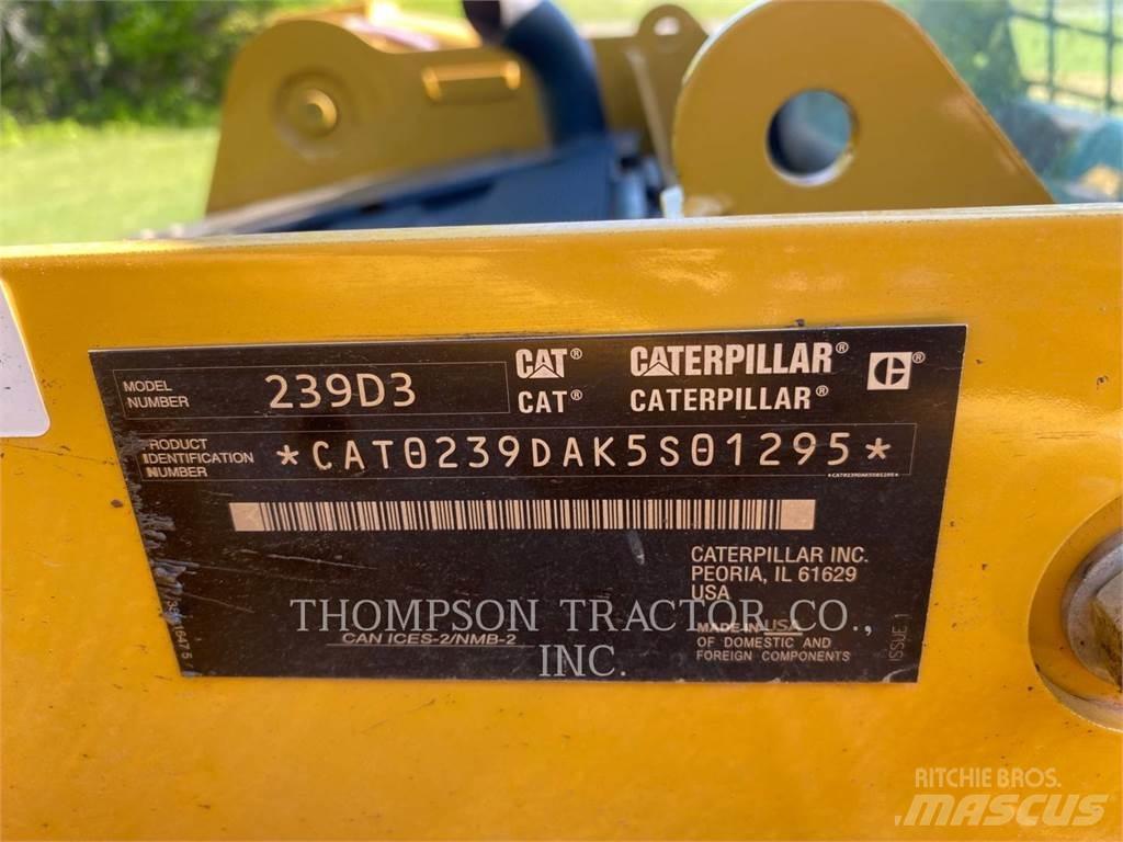 CAT 239D3 Гусеничные фронтальные погрузчики