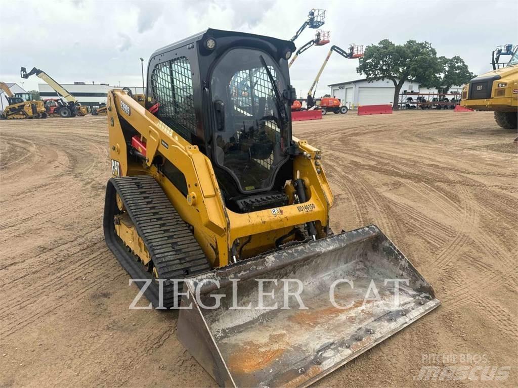 CAT 239D3 Гусеничные фронтальные погрузчики
