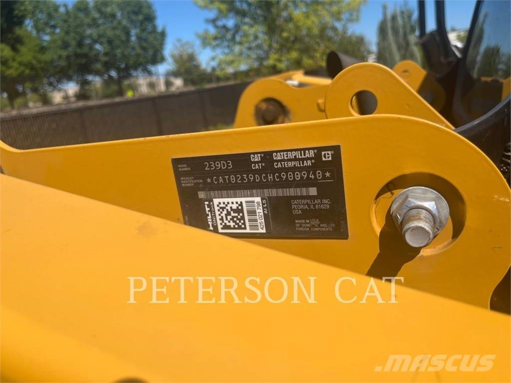 CAT 239D3 Мини-погрузчики