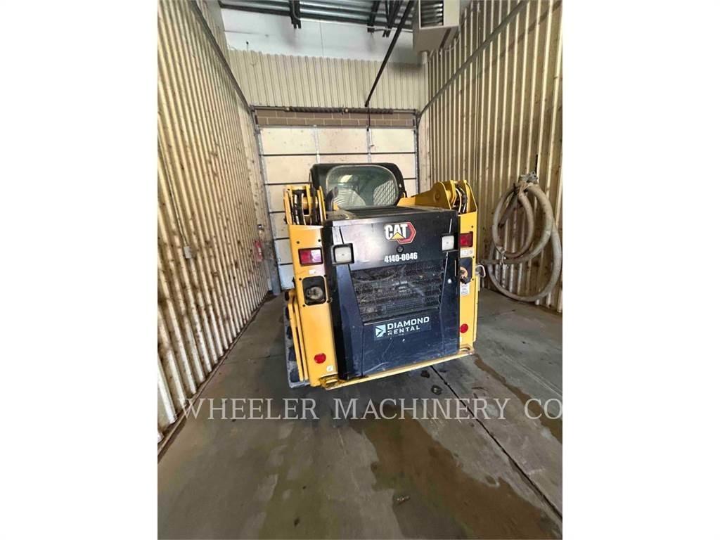 CAT 239D3 C1H2 Гусеничные фронтальные погрузчики