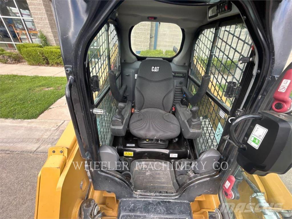 CAT 239D3 C3H2 Гусеничные фронтальные погрузчики