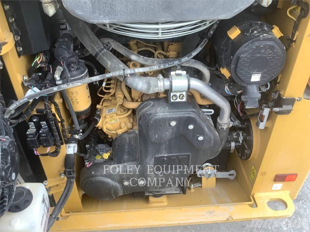 CAT 239D3STD2C Мини-погрузчики