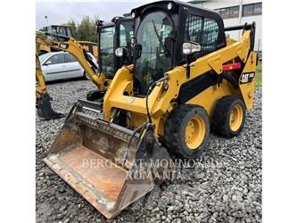 CAT 242D Мини-погрузчики