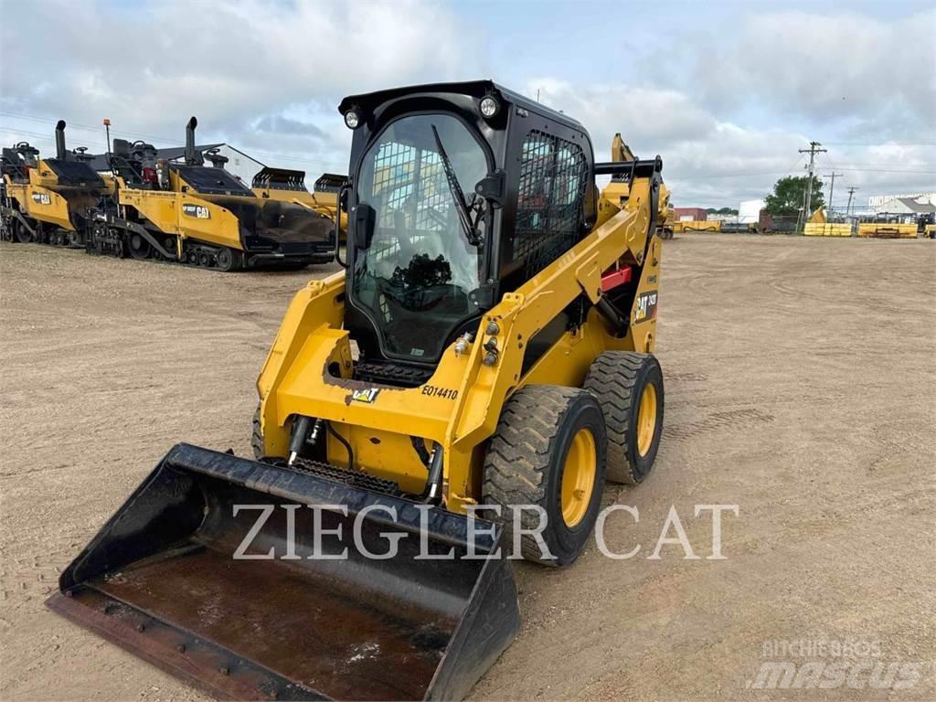 CAT 242D Мини-погрузчики