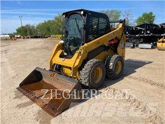CAT 242D3 Мини-погрузчики