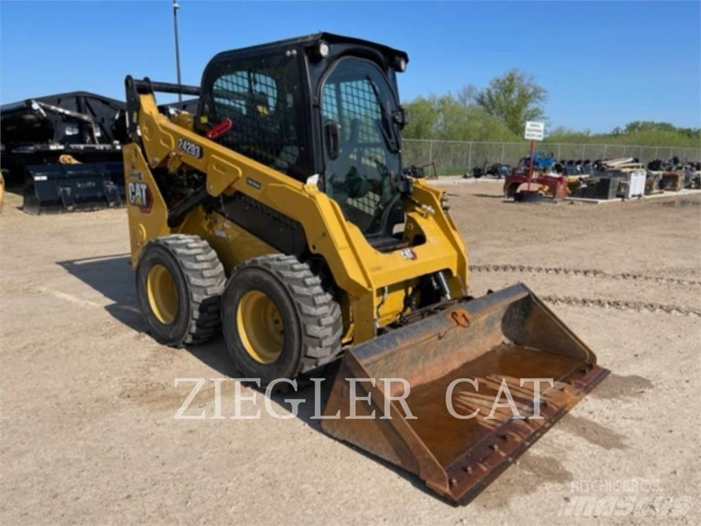 CAT 242D3 Мини-погрузчики