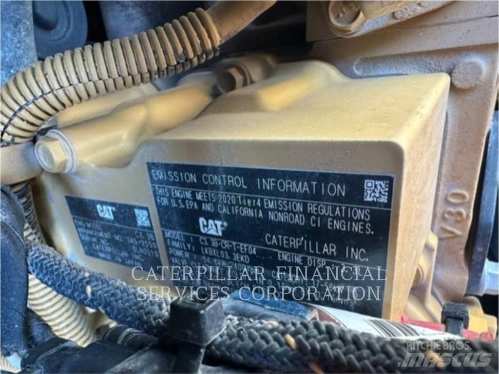 CAT 242D3 Мини-погрузчики