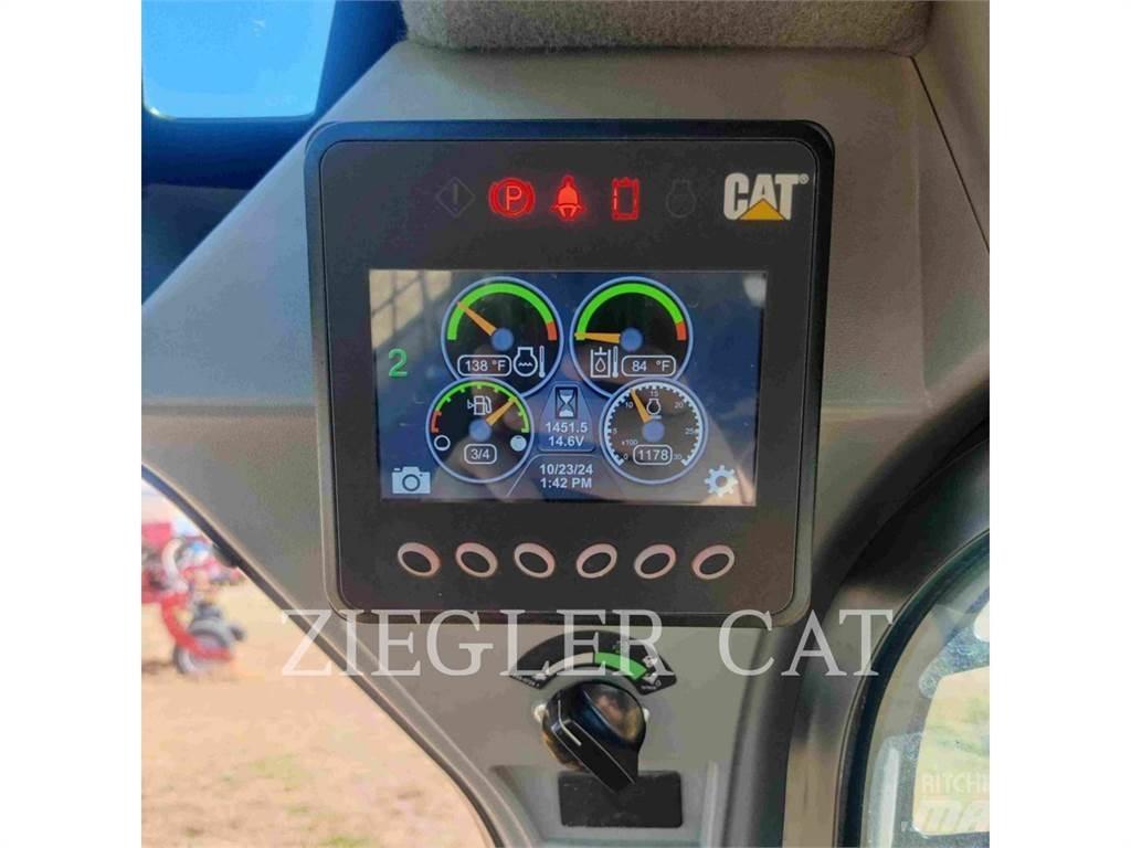 CAT 242D3 Мини-погрузчики