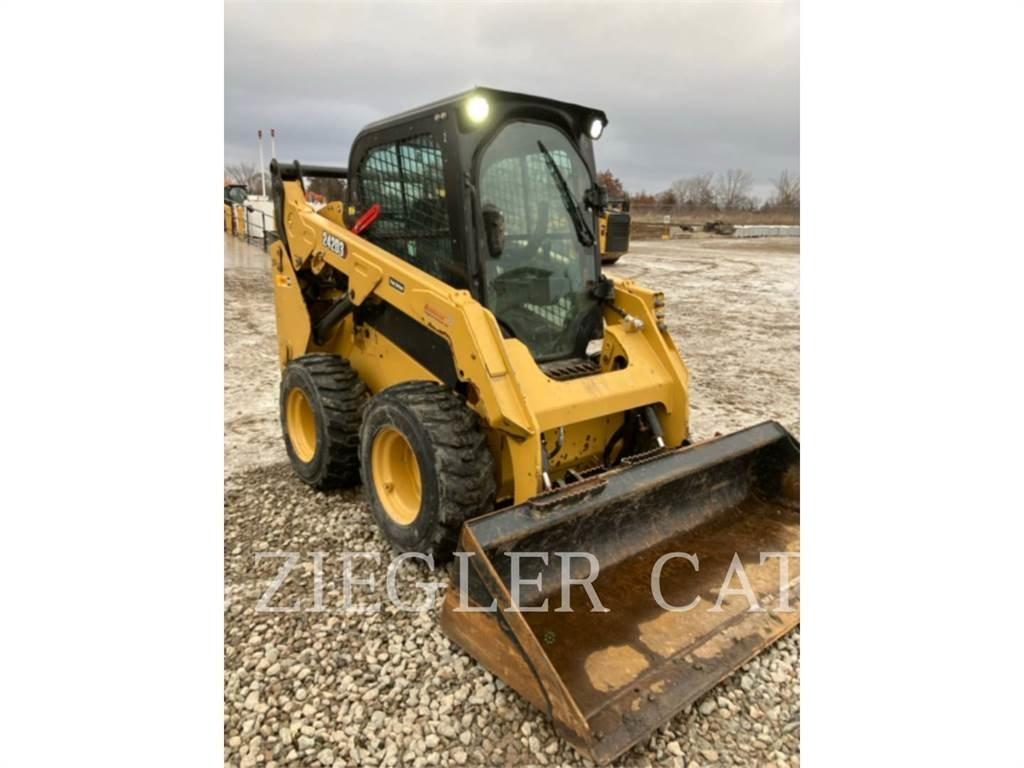 CAT 242D3 Мини-погрузчики