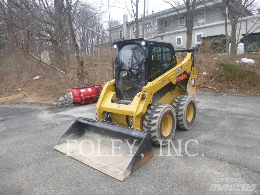 CAT 242D3 Мини-погрузчики