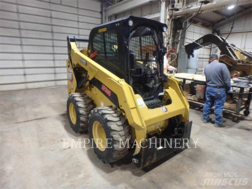 CAT 242D3 CA Мини-погрузчики