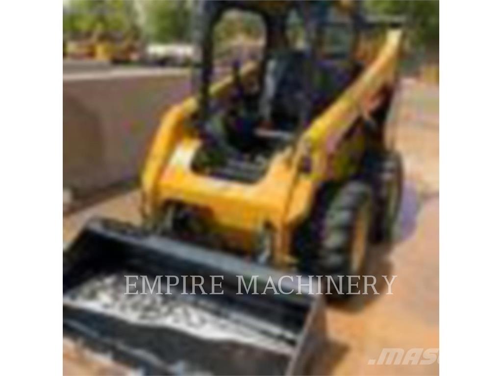CAT 242D3 HF Мини-погрузчики