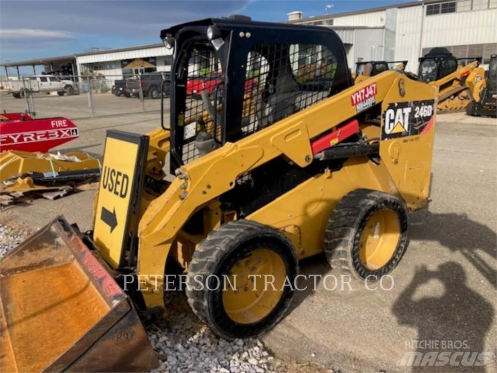 CAT 246D Мини-погрузчики