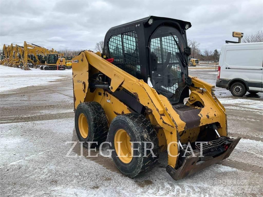 CAT 246D Мини-погрузчики