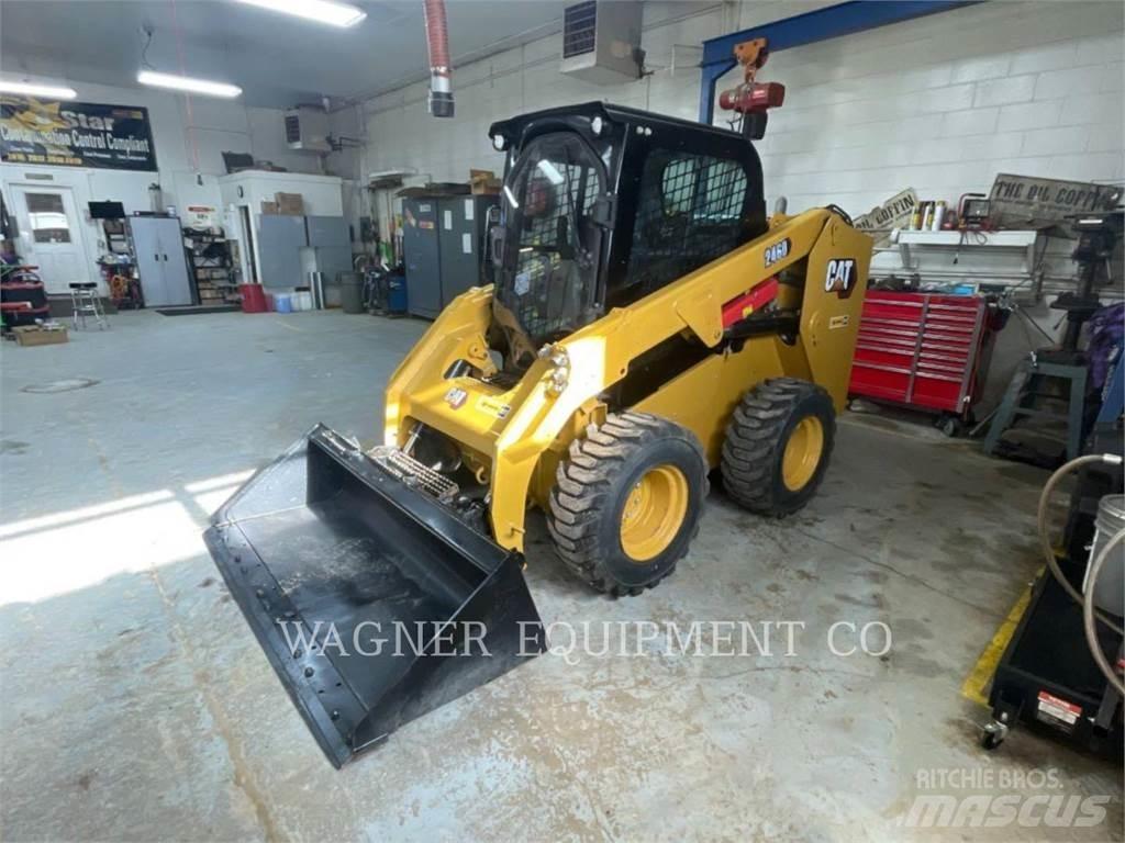 CAT 246D Мини-погрузчики