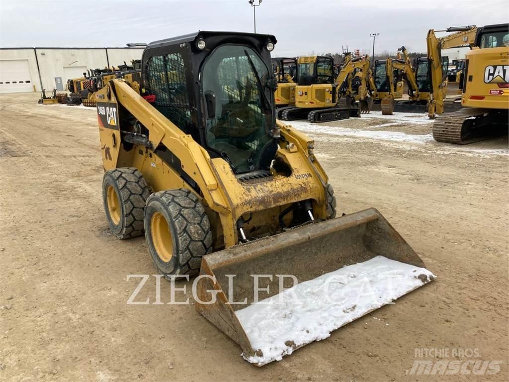CAT 246D Мини-погрузчики