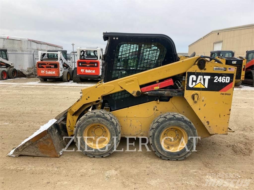 CAT 246D Мини-погрузчики
