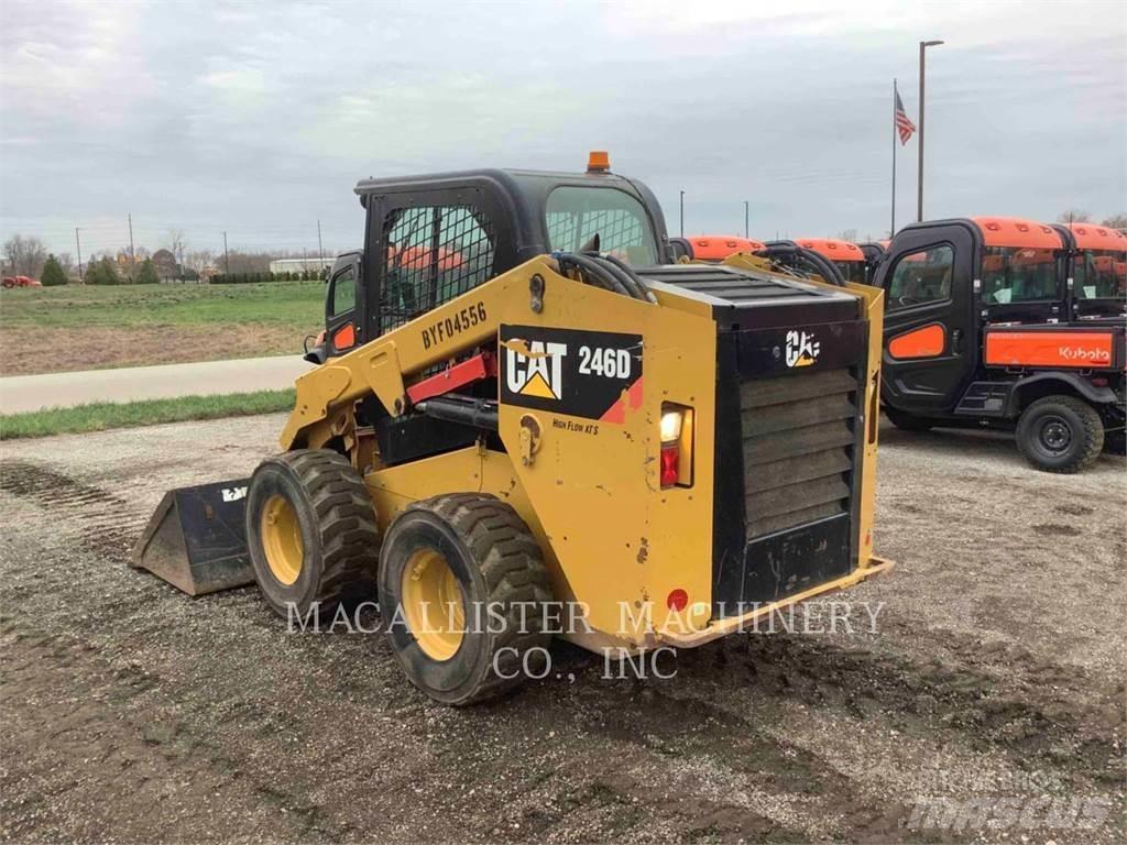 CAT 246D Мини-погрузчики
