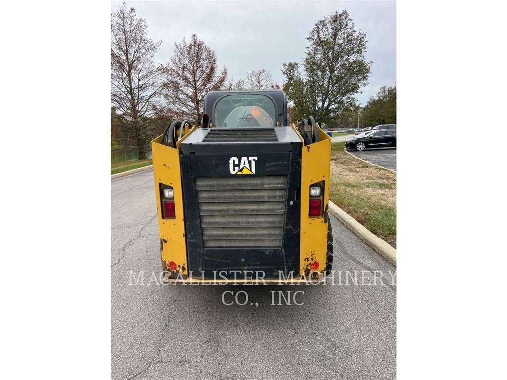 CAT 246D Мини-погрузчики