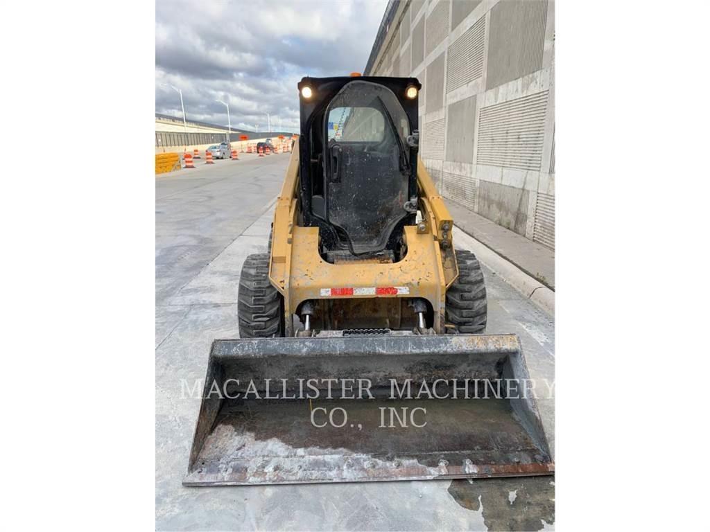 CAT 246D Мини-погрузчики