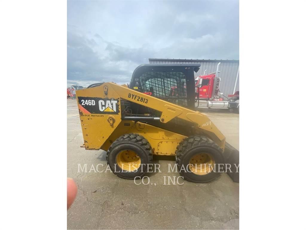 CAT 246D Мини-погрузчики