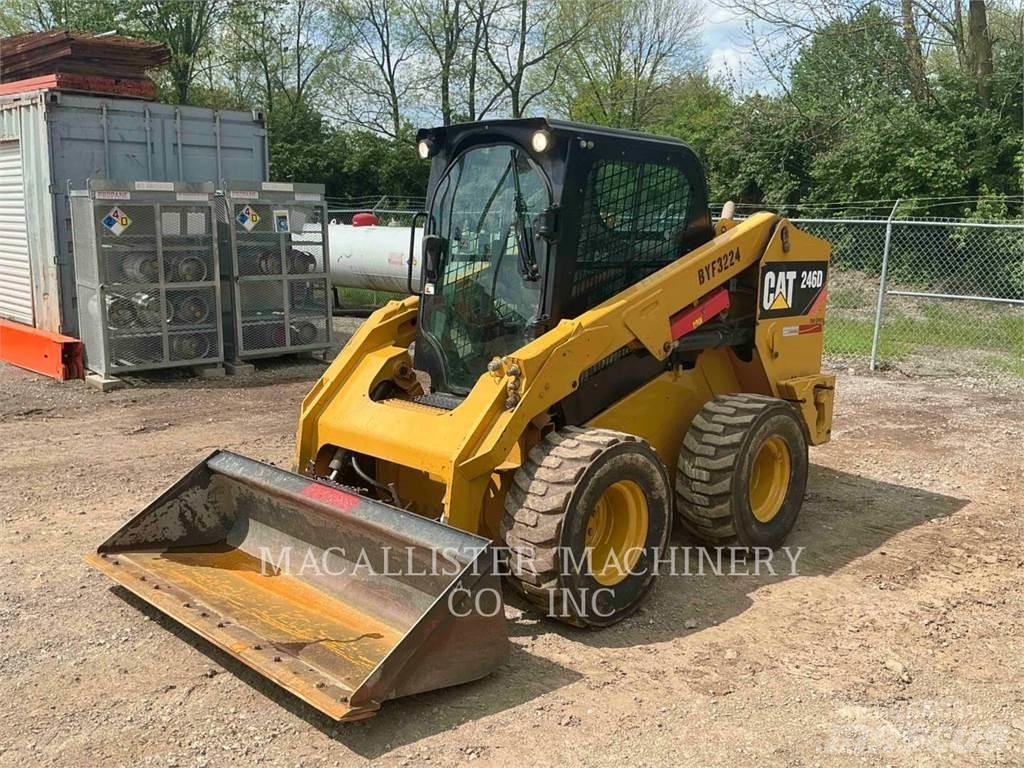 CAT 246D Мини-погрузчики