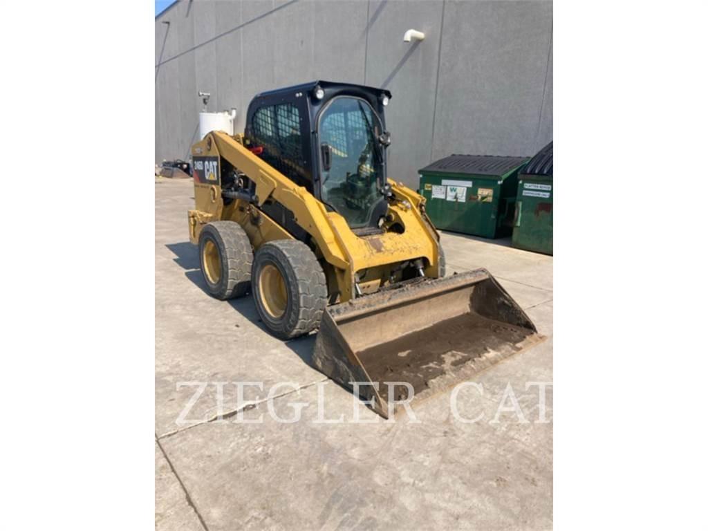 CAT 246D Мини-погрузчики
