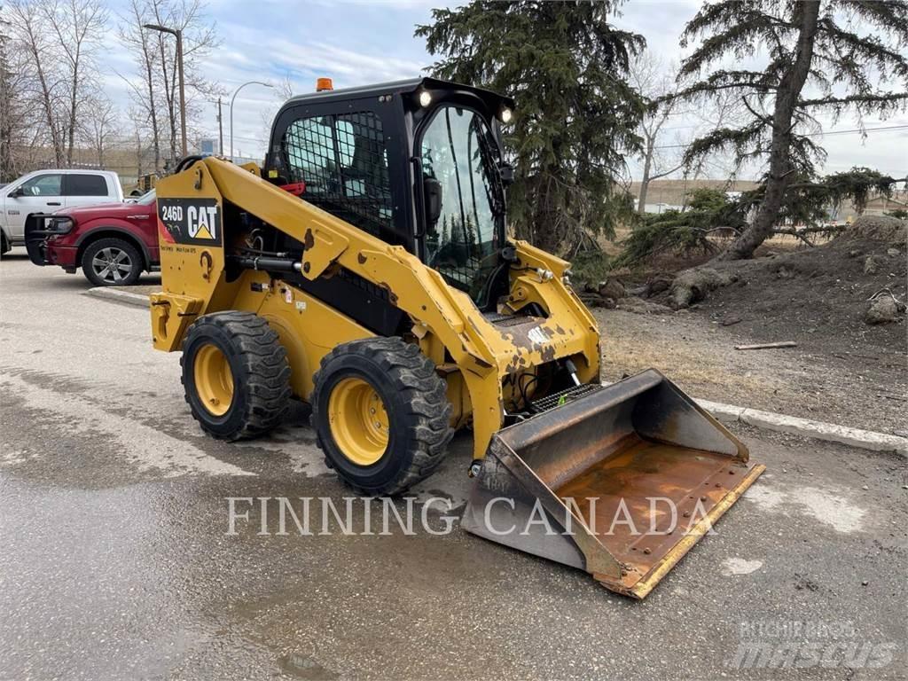 CAT 246D Мини-погрузчики